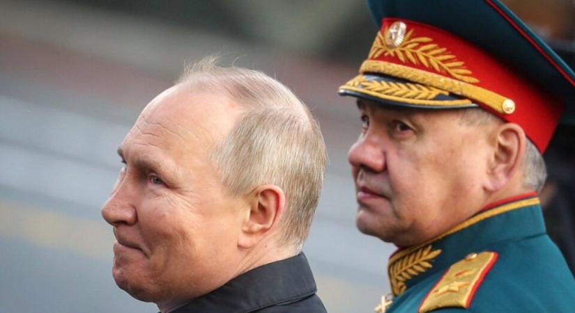 Putyin hosszú háborúra számít : leváltotta hadügyminiszterét