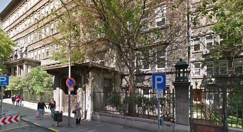 Rtl.hu: Savval a szervezetében került egy férfi a Péterfy utcai kórházba, van, aki szerint így próbálták megfélemlíteni