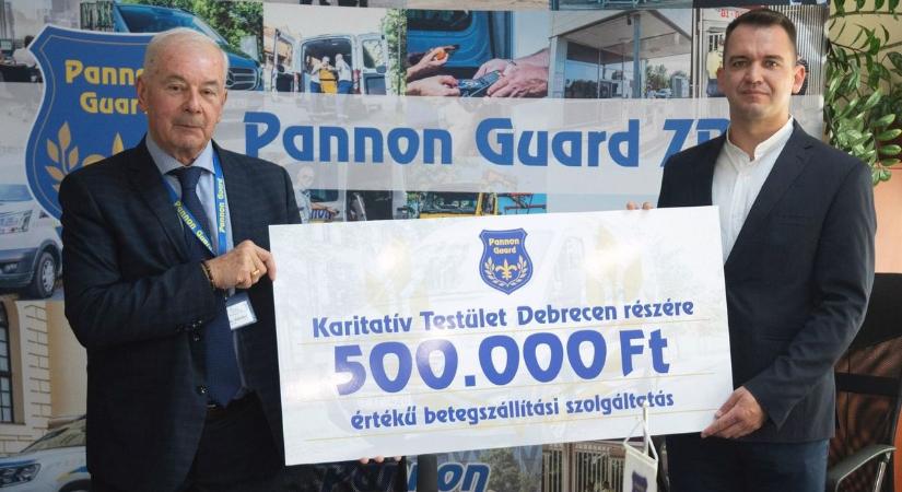 Egymillió forint értékben ajánlotta fel betegszállítási szolgáltatásait a Pannon Guard – fotókkal