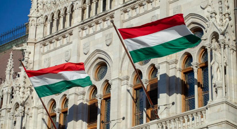 Már a magyarok fele támogatja az egyenlő házasságot