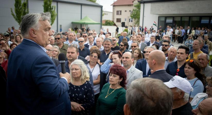 Orbán Viktor országjáró kampánykörútján Soltvadkerten is járt