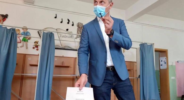 Nem szavazhatott a választáson Dan Barna, mert elkülönítésben volt Bukarestben