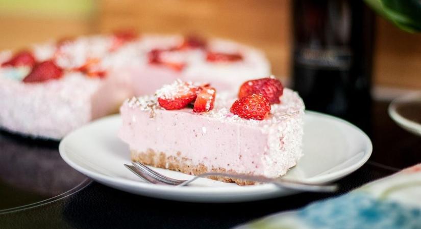 Diétabarát epres álom: ezt a sütés nélküli desszertet bűntudat nélkül eheted