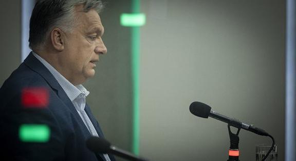 Orbán Viktor: háborúpárti, baloldali merénylő támadt Ficóra