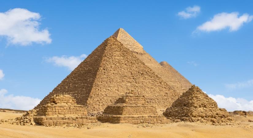 Megoldódott az egyiptomi piramisok legizgalmasabb rejtélye
