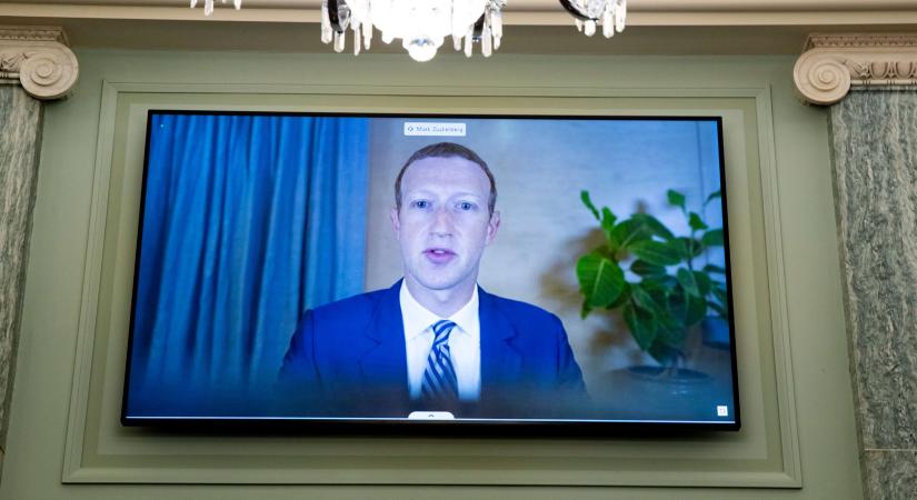 Beperelte az amerikai igazságügyi minisztérium a Facebookot