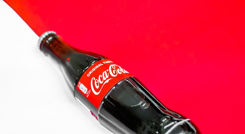 „A zsidók gyártják, ne nyúljon a Coca-Colához!” – botrány a British Airwaysnél