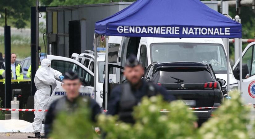 „Minden eszközt bevetnek” – hajtóvadászat a börtönőrök lemészárlásával kiszabadított francia bűnöző, A légy után