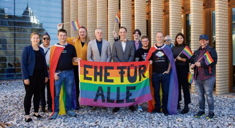 Megszavazta az egyenlő házasságot a parlament Liechtensteinben