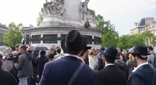 Az antiszemitizmus ellen tiltakoztak Párizsban