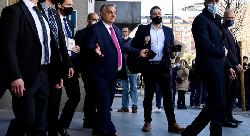 Orbán Viktor pünkösdvasárnap videón genderezett és migránsozott a spanyolok előtt