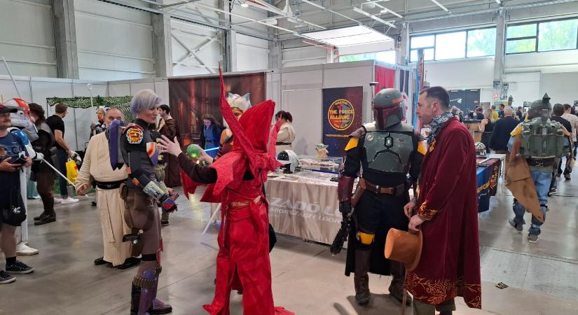 Budapest Comic Con: sztárok garmadája, Cosplay legendák és egy páncélozott harcjármű is felvonult az idei expón