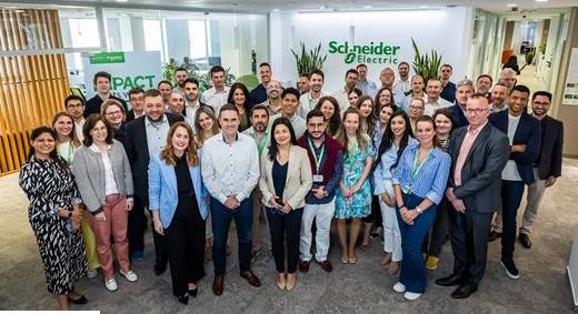 Európai szolgáltató központját is Budapestre hozza a Schneider Electric