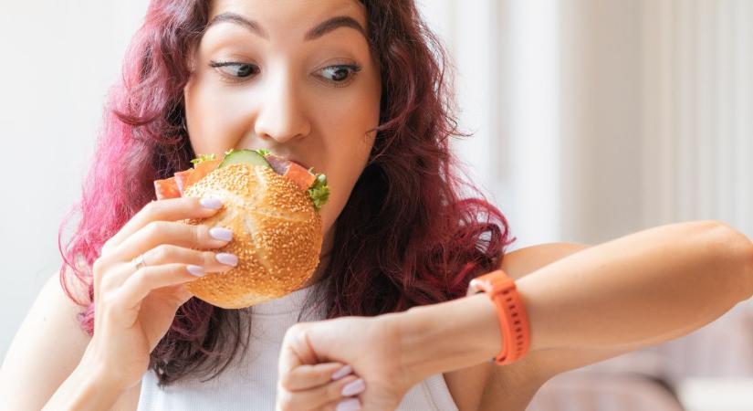 Egy új kutatás szerint súlygyarapodással járhat, ha ilyenkor eszel