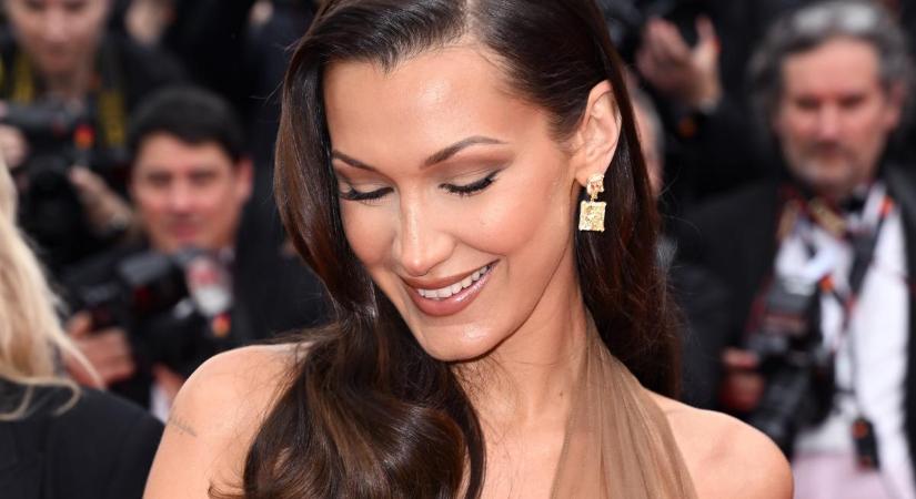 Bella Hadid mellbimbót villantott a cannes-i filmfesztiválon, mindenki azonnal lekapta: videón a tökéletes keblek