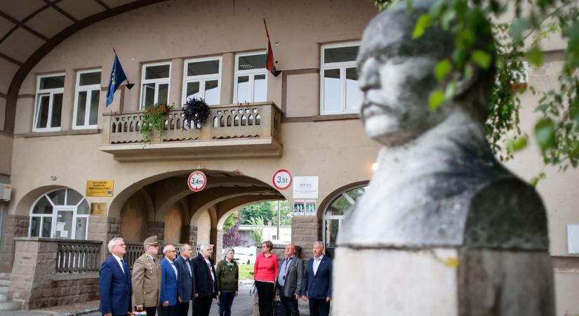 Főhajtás a honvédelem napján