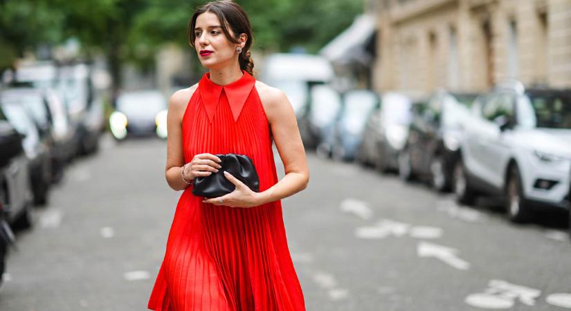 Egy extra nőies divatszín, ami határozottabbá teszi a megjelenést: a piros szuper választás