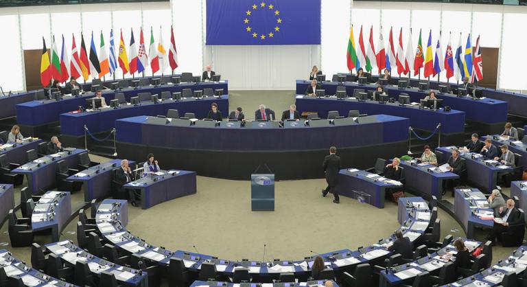 Az EU a mesterséges intelligenciáról szóló rendeletet fogadott el