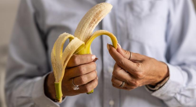 Ezért nem érdemes kidobni a banánhéjat