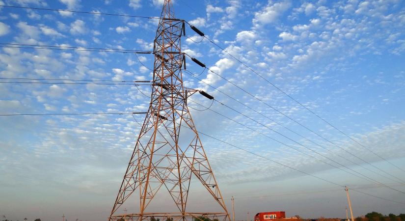 Csökkent az Alteo negyedéves bevétele az erőteljesen mérséklődő villamosenergia-árak miatt