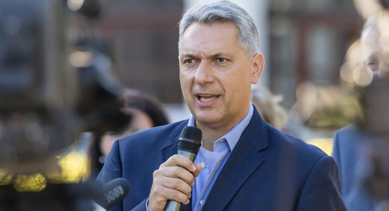 Lázár János kimondta: csak akkor lesz pénzük az embereknek, ha a Fideszre szavaznak