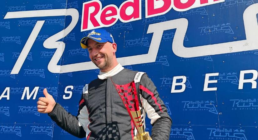 Szerencsés győzelmet aratott Ausztriában a vanyarci autóversenyző, Tim Gábor