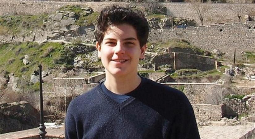 Szentté avatják a 15 évesen meghalt milánói fiút