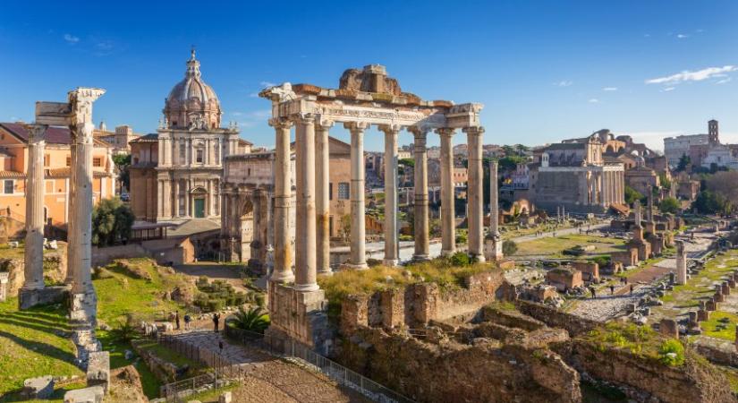Fúrnak a Forum Romanum alatt, húsz évig közlekedési dugó lesz Rómában