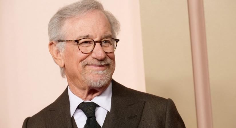 Steven Spielberg ismét űrlényes sci-fin dolgozik