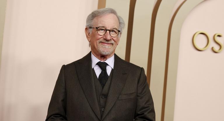 Bejelentették Steven Spielberg ufós sci-fijének megjelenését