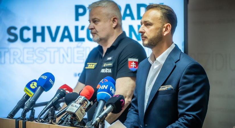 Több mint százötven gyűlöletkeltő esetet jegyeztek fel a hatóságok a szlovák kormányfő elleni merénylet óta