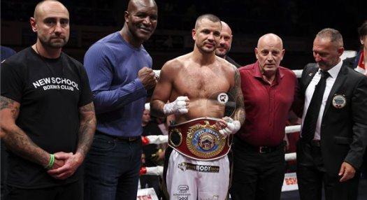 Bacskai Balázs profi Európa-bajnoki címmel zárta le bokszkarrierjét