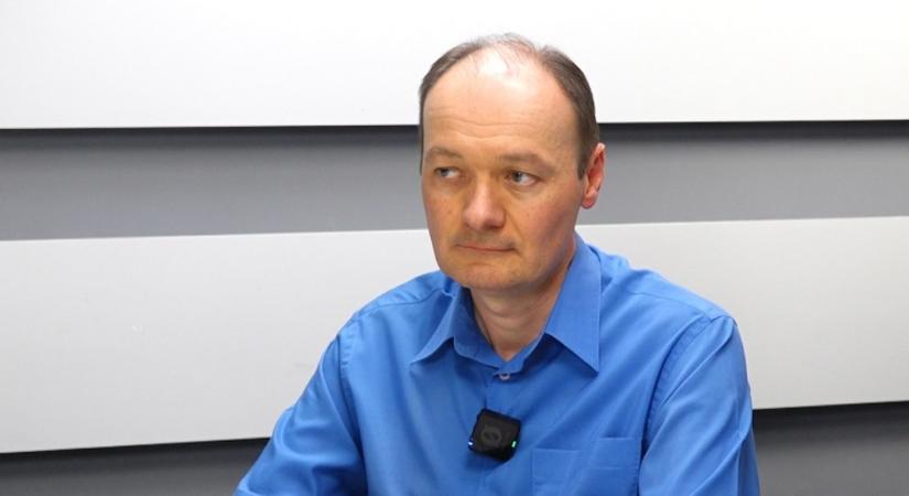 Ihász Sándor: „rázni kellene a vészcsengőt”
