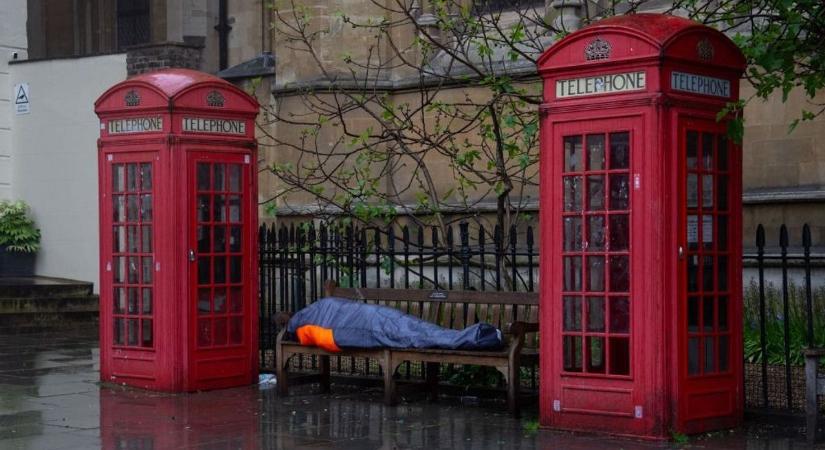 Londonban megnyílt a világ első hajléktalanság-múzeuma