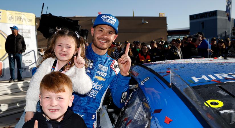 Indy 500: Kyle Larsonnak nem szurkol a saját lánya, sőt még ijesztgeti is