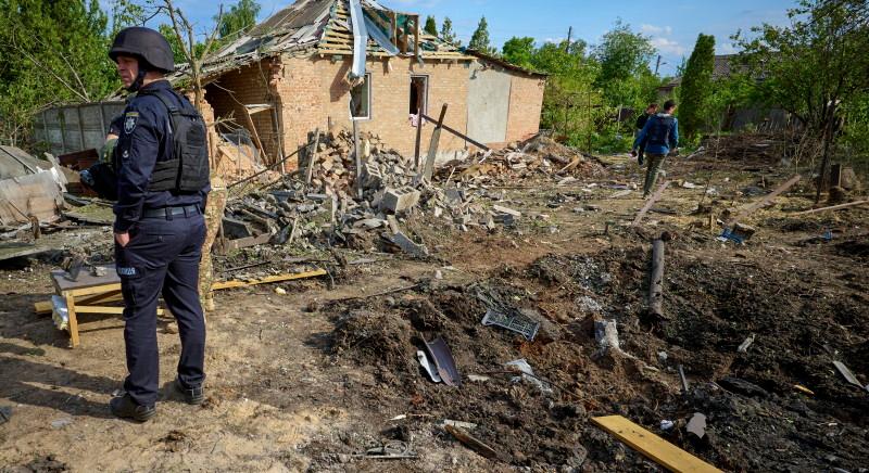 Stoltenberg: Ukrajnának „meg van kötve a keze”, ha nem használhatja Moszkva támadására a kapott fegyvereket
