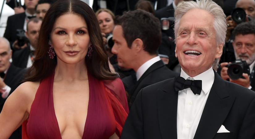 Ilyen jóképű férfivá érett Catherine Zeta-Jones és Michael Douglas fia