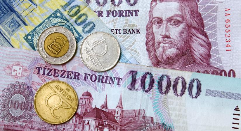 Devizapiac: kedd kora estéhez képest gyengült a forint