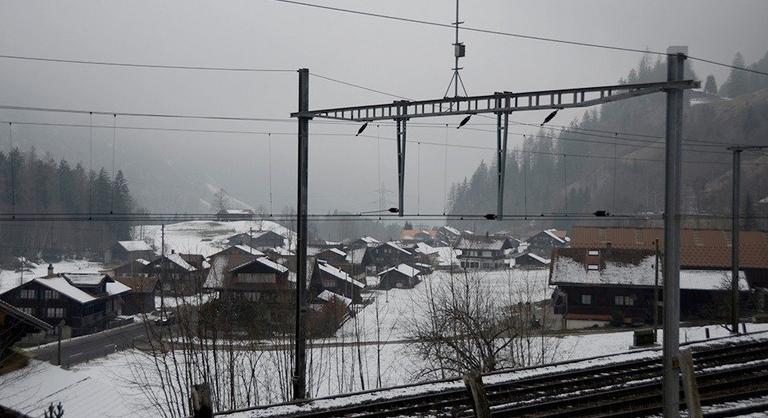 Akár tíz évre is evakuálhatnak egy svájci várost