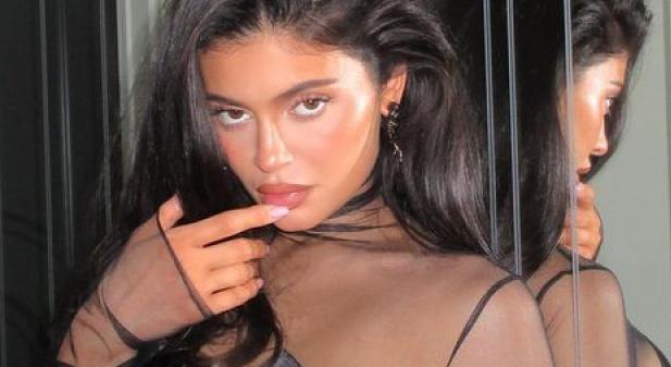 Kylie Jenner elárulta, "egészséges távolságot tart" Jordyn Woodstól