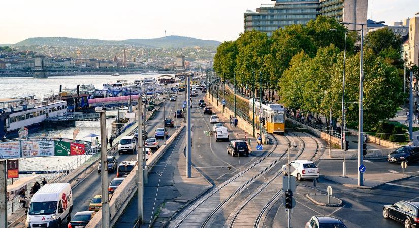 Fél Budapestet lezárják hétvégén – erre lehet számítani