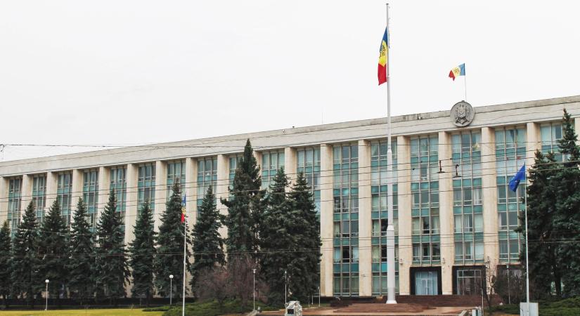 Népirtásként ítélte el az ukrán gyermekekkel való bánásmódot a moldovai parlament