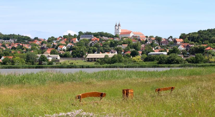 A tihanyi Belső-tó: természet és nyugalom a Balaton partján
