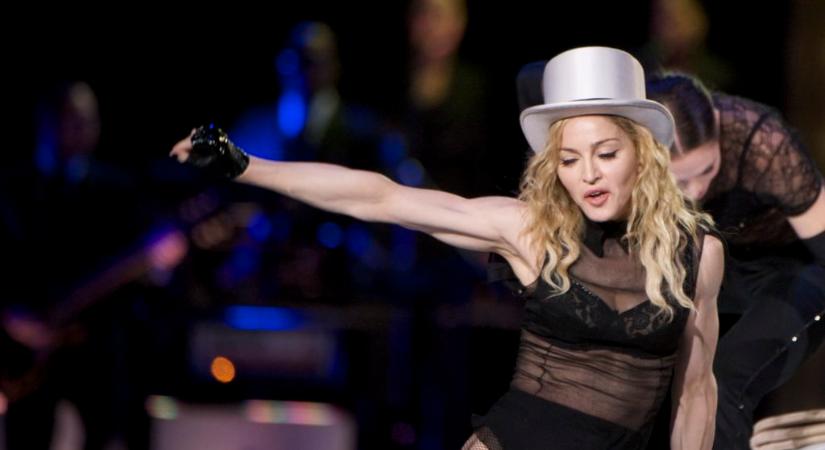 Madonna megcsináltatta élete első tetkóját