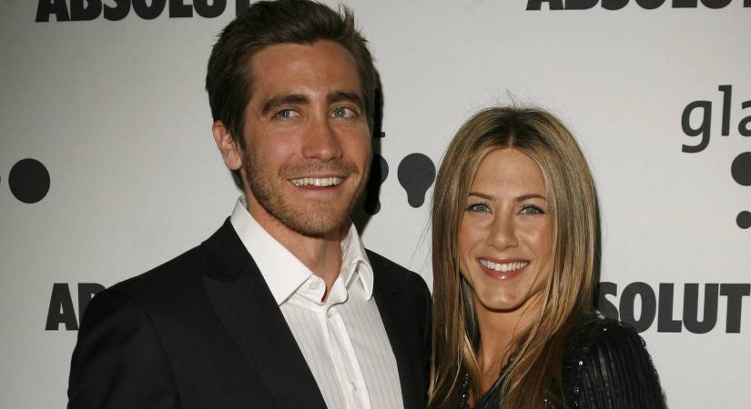 Jake Gyllenhaal nagyon nehezen türtőztette magát Jennifer Anistonnal közös intim jelenetükben