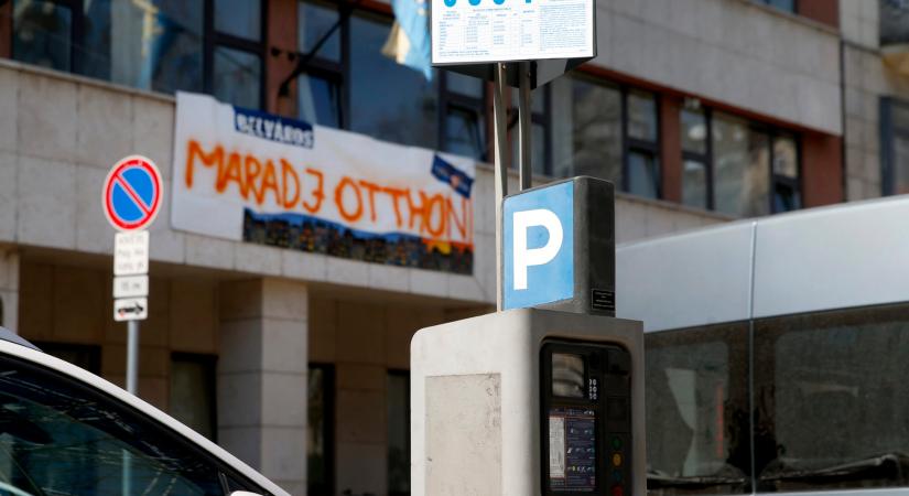 Az ingyenes parkolás bevezetése is hatott az inflációra