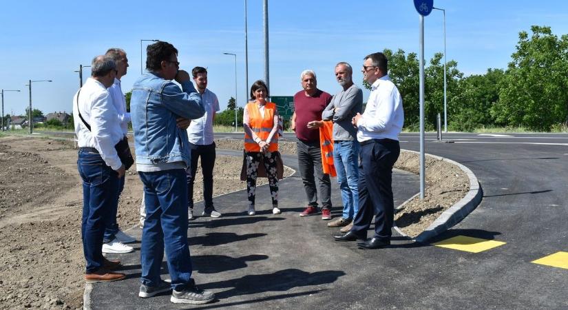 Célegyenesben: nyáron nyit az új élelmiszer áruház Polgárdiban