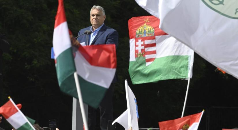 Törölte a Facebook Orbán beszédét