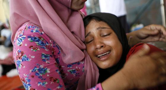 Légicsapás ért egy esküvőt Mianmarban, sokan meghaltak