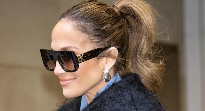 Jennifer Lopez fodrásza megmutatta a dús copf titkát: neked is menni fog